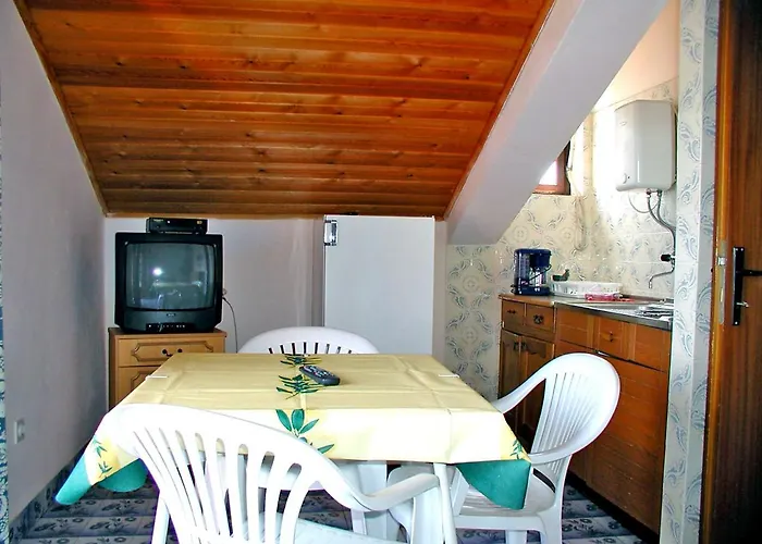 Zdenko-2 By Interhome